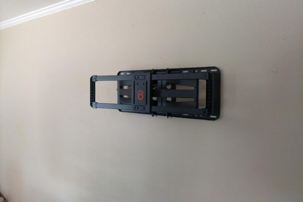 ECHOGEAR maxmotion tv wall mount