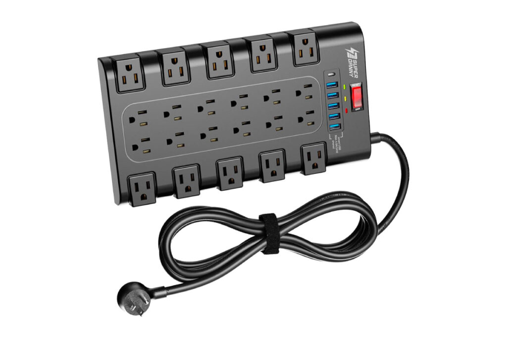 SUPERDANNY Power Strip package